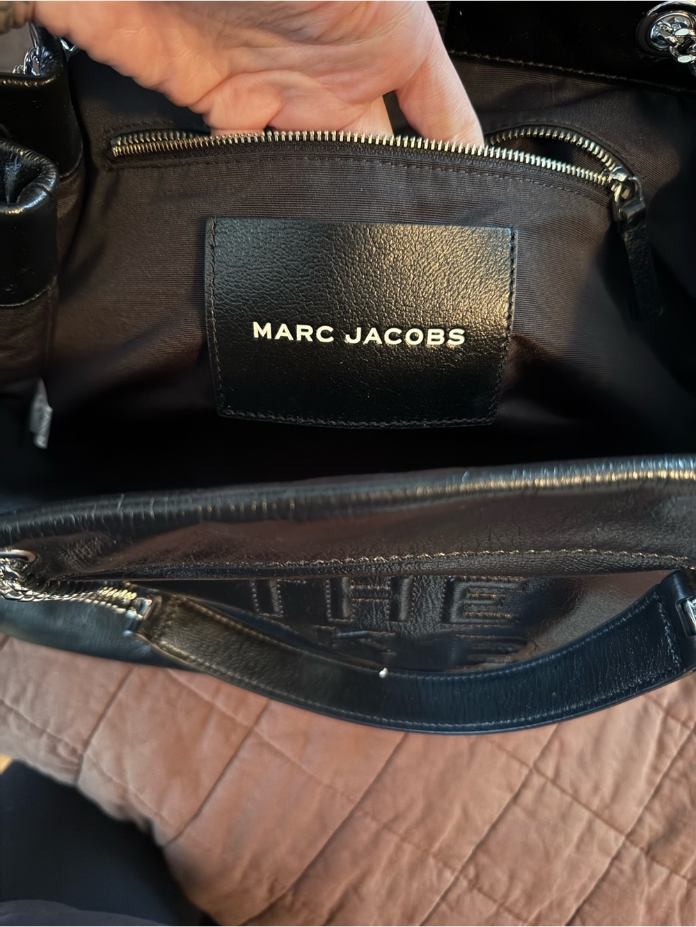 Marc Jacobs The Sack chain Bag Black Patent Leather Shoulder Bag - Picture 8 of 8